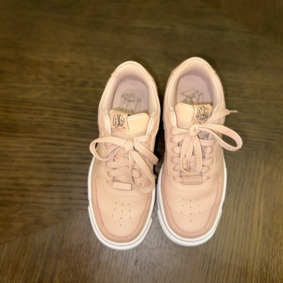 Women’s Air Force 1  ‘pixel particle beige’ - Picture 3 of 5